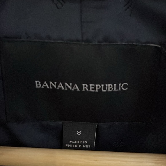 Banana Republic Navy Women’s Blazer - Picture 3 of 3